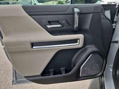 New 2026 GMC Hummer EV SUV AWD/4WD image 15