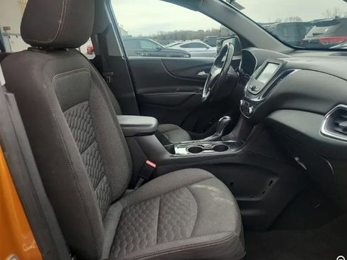 Used 2018 Chevrolet Equinox LT image 6