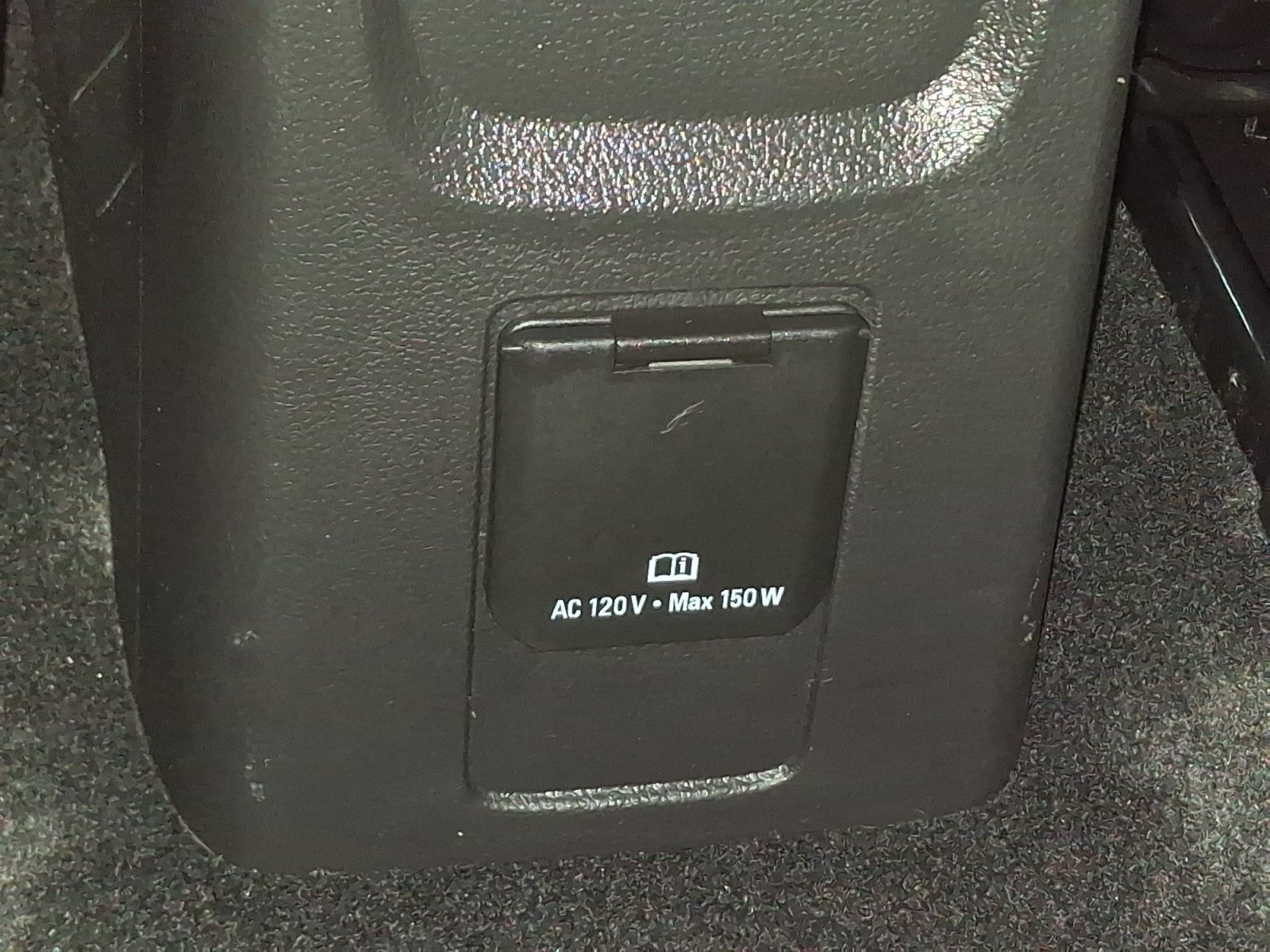 Used 2020 Buick Encore Preferred w/ Safety Package FWD image 25