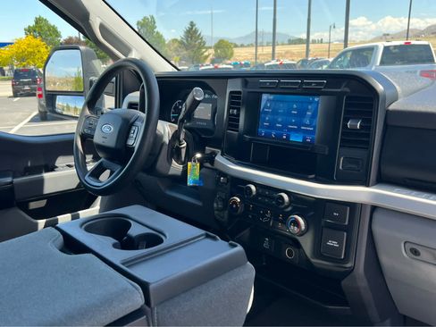 Certified 2024 Ford F350 XLT AWD/4WD image 20