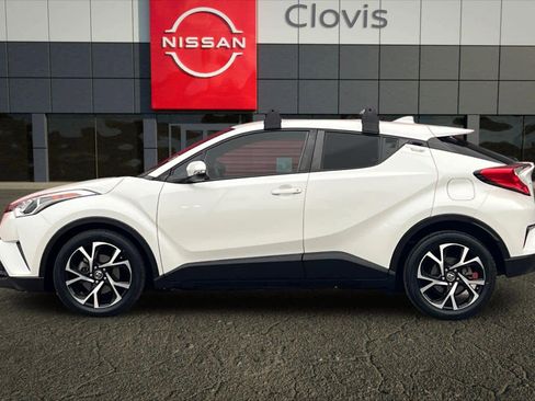 Used 2018 Toyota C-HR XLE image 6