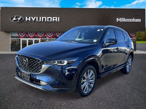 Used 2023 MAZDA CX-5 Signature image 2