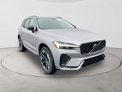 New 2026 Volvo XC60 B5 Plus w/ Protection Package Premier AWD/4WD image 7