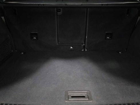 Used 2017 Porsche Cayenne image 41