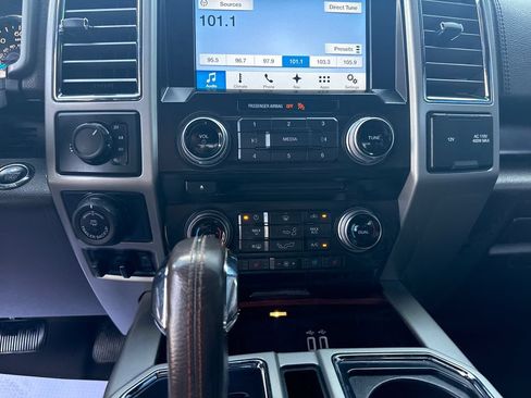 Used 2016 Ford F150 King Ranch w/ Equipment Group 601A Luxury AWD/4WD image 33