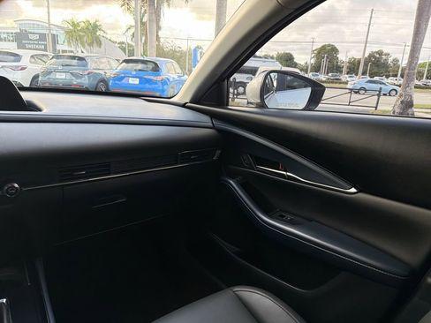 Used 2021 MAZDA CX-30 FWD 2.5 S w/ Preferred Package image 16