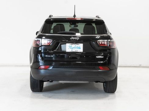 Used 2023 Jeep Compass Latitude AWD/4WD image 24