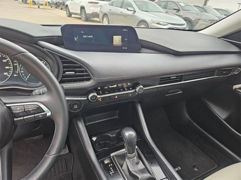 Used 2025 MAZDA MAZDA3 s image 20