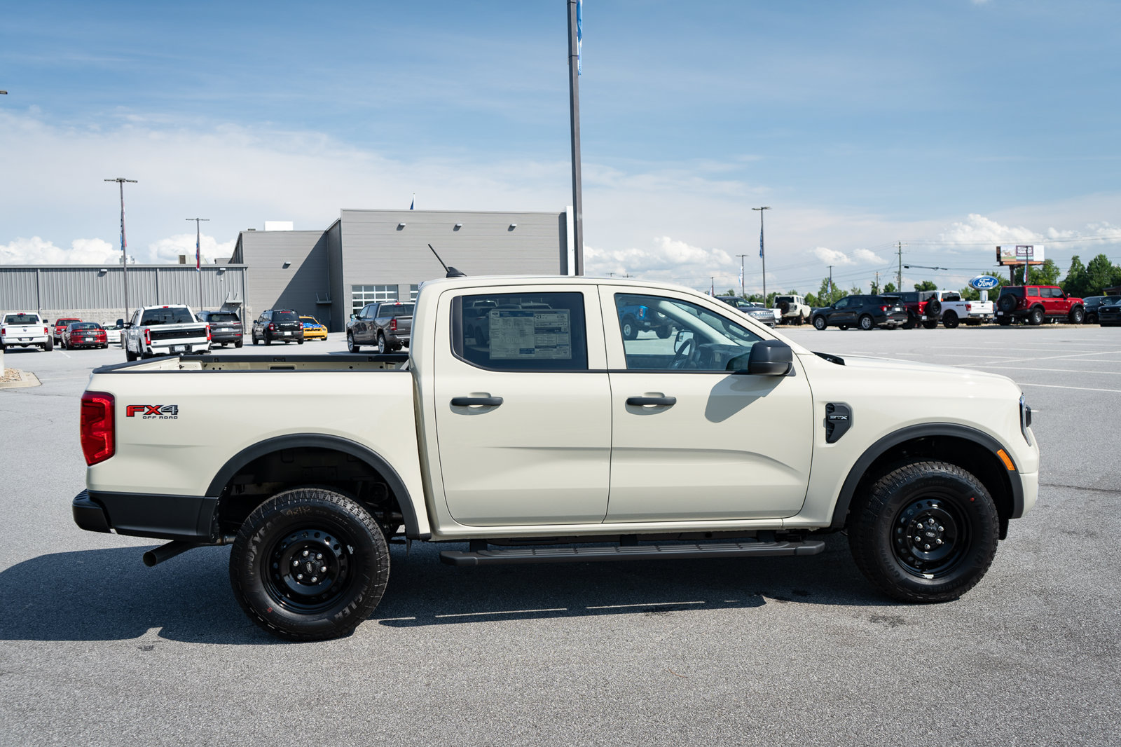New 2026 Ford Ranger XL w/ FX4 Off-Road Package AWD/4WD image 11