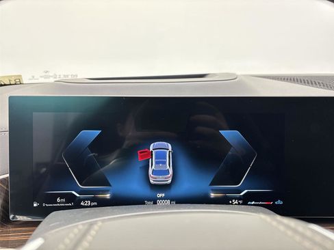 New 2026 BMW X7 xDrive40i w/ Premium Package image 28