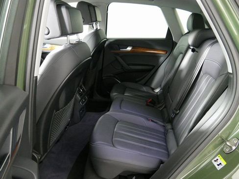 Used 2023 Audi Q5 2.0T Premium w/ Convenience Package image 31