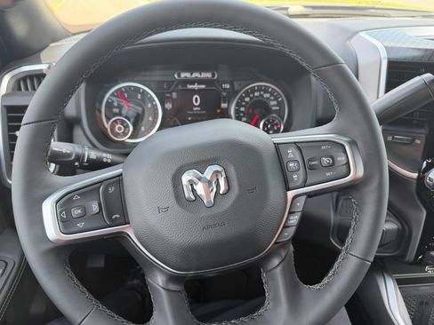 New 2026 RAM 2500 Big Horn AWD/4WD image 21