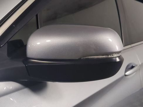 Used 2021 Honda Pilot EX image 12