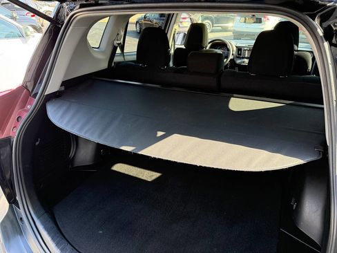 Used 2015 Toyota RAV4 XLE image 33