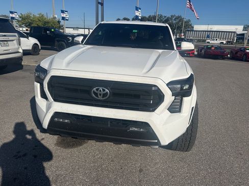 Used 2024 Toyota Tacoma SR5 image 11