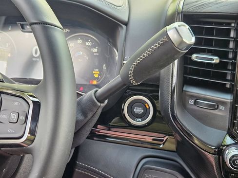 New 2026 RAM 2500 Limited AWD/4WD image 25