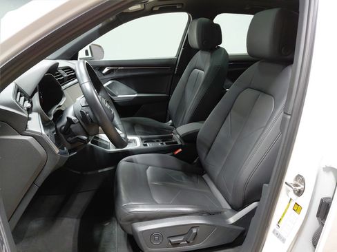 Used 2025 Audi Q3 2.0T Premium AWD/4WD image 19