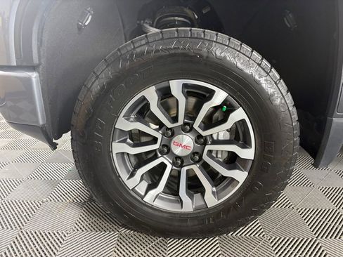 Used 2020 GMC Sierra 1500 Elevation w/ Elevation Value Package image 11