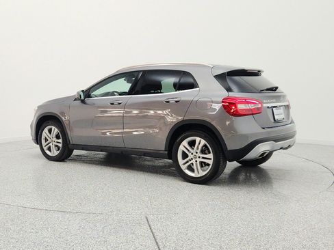 Used 2019 Mercedes-Benz GLA 250 4MATIC image 8