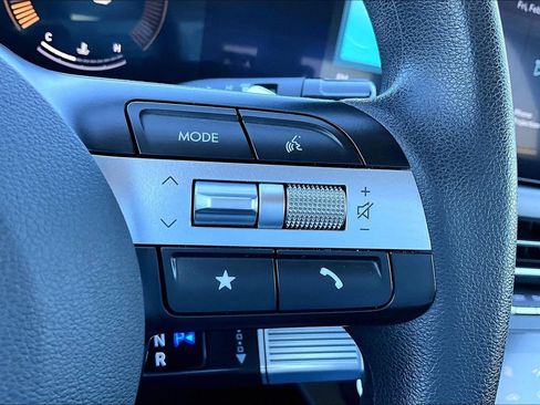 Used 2025 Hyundai Sonata SEL image 17