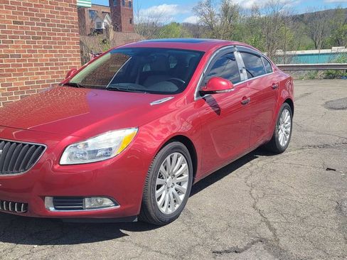 Used 2013 Buick Regal Premium FWD image 1