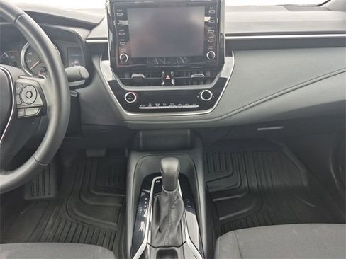 Used 2020 Toyota Corolla SE image 11