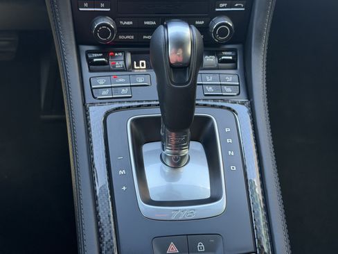Certified 2025 Porsche 718 Boxster RWD image 25
