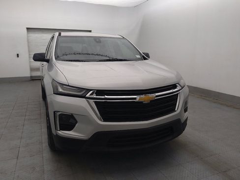 Used 2022 Chevrolet Traverse LS FWD image 14