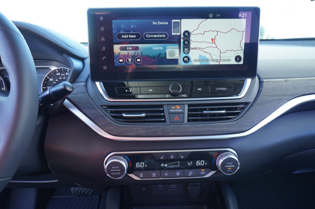 Certified 2025 Nissan Altima 2.5 SL FWD image 20
