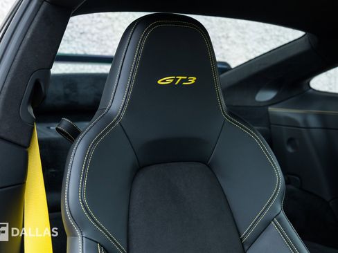 Used 2022 Porsche 911 GT3 RWD image 37