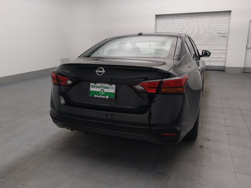 Used 2025 Nissan Altima 2.5 SV FWD image 7