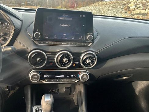 Used 2021 Nissan Sentra SV image 29