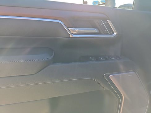 Certified 2025 GMC Sierra 2500 Denali w/ Denali Reserve Package image 17