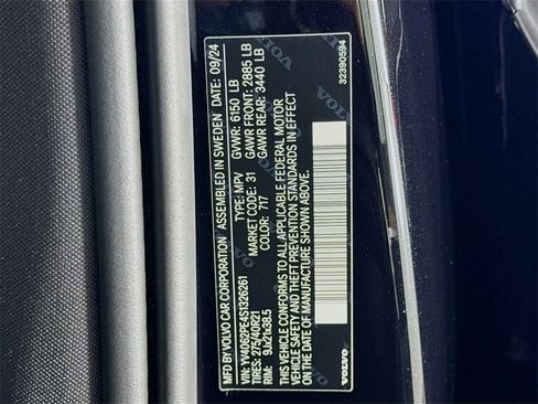 Certified 2025 Volvo XC90 B6 Plus w/ Protection Package Premier image 34