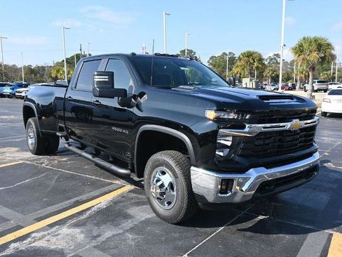 New 2026 Chevrolet Silverado 3500 LT w/ All Star Edition image 10