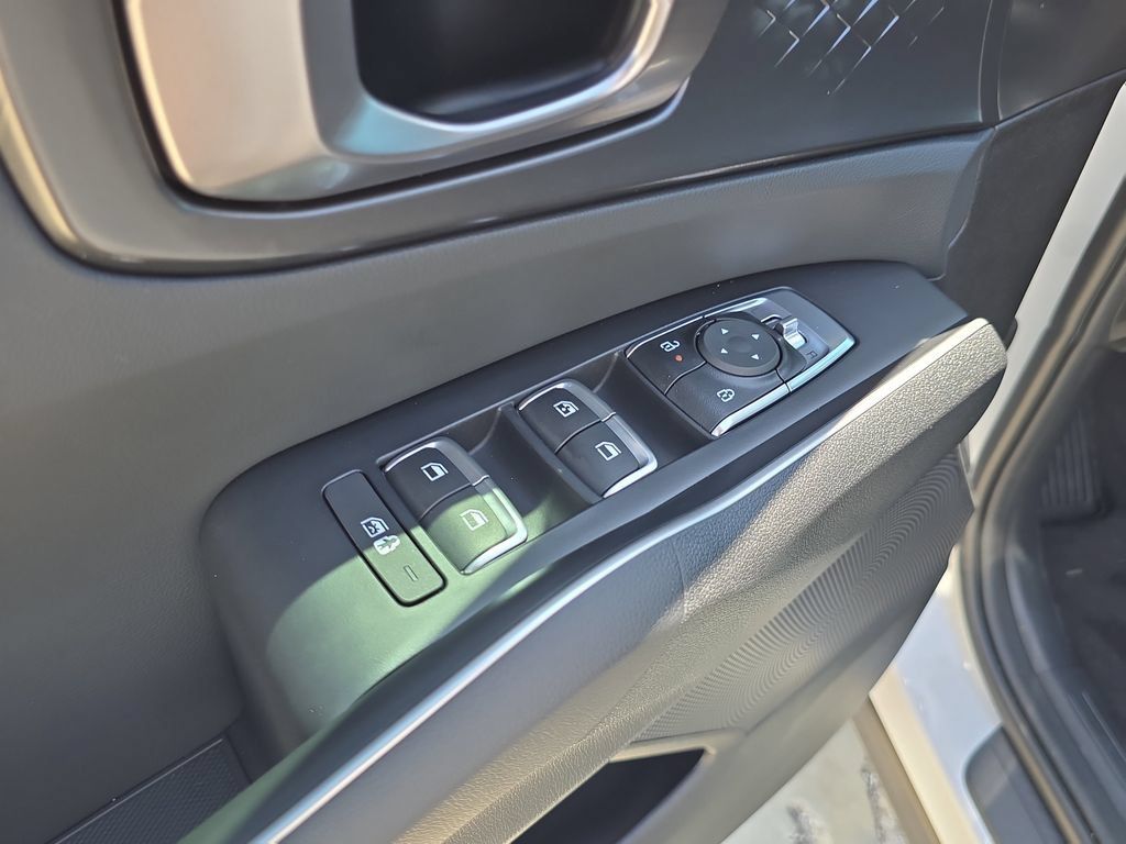New 2026 Kia Sorento LX FWD image 18