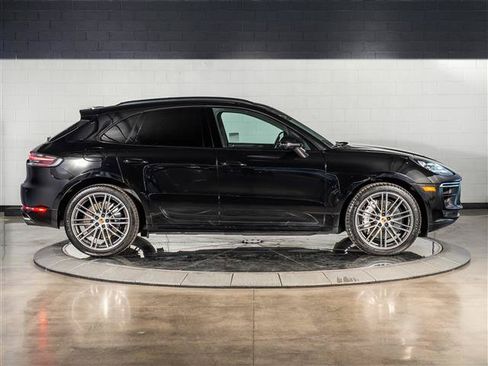 Used 2021 Porsche Macan Turbo AWD/4WD image 8