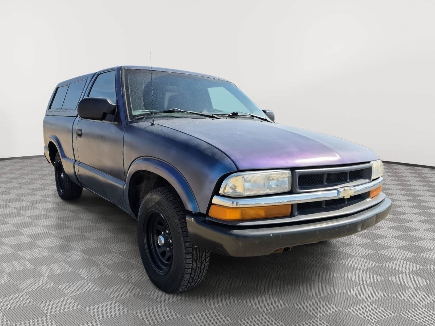Used 2003 Chevrolet S10 Pickup 2WD Regular Cab image 3
