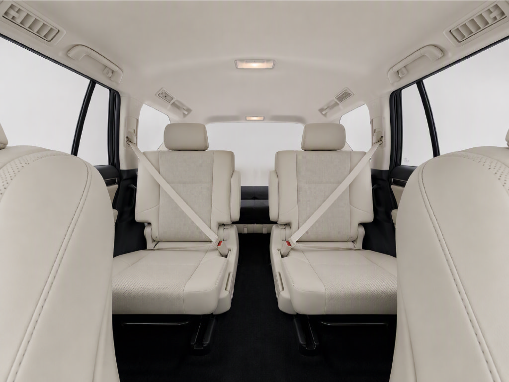 Used 2021 Lexus GX 460 Premium w/ Accessory Package AWD/4WD image 11