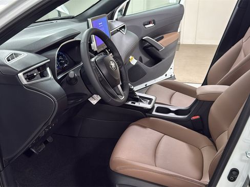 New 2026 Toyota Corolla Cross XLE image 12