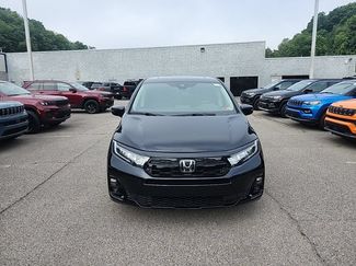 Used 2025 Honda Odyssey Elite video 2