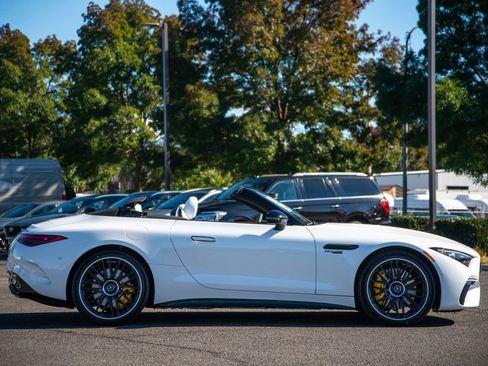 New 2026 Mercedes-Benz SL 63 AMG 4MATIC image 9