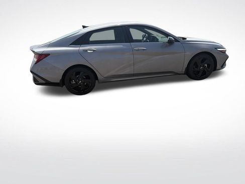 Used 2026 Hyundai Elantra SEL Sport Premium FWD image 6