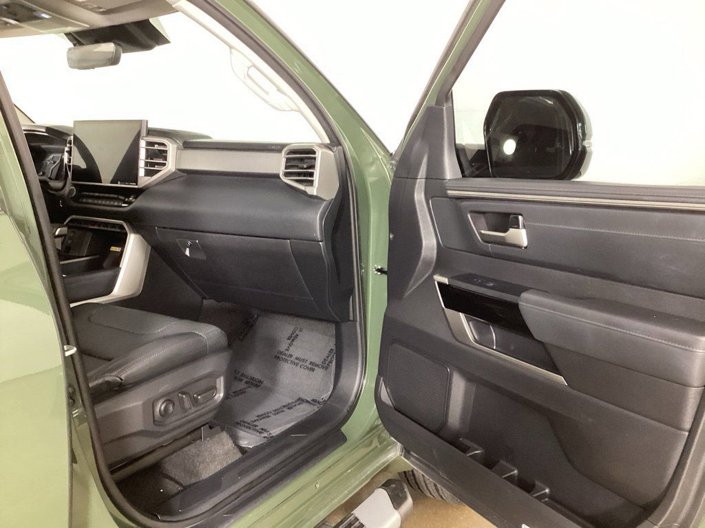 Used 2023 Toyota Tundra Limited w/ Power Package AWD/4WD image 23