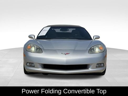 Used 2010 Chevrolet Corvette Convertible w/ Preferred Equipment Group RWD image 4