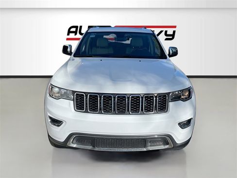 Used 2021 Jeep Grand Cherokee Limited image 2