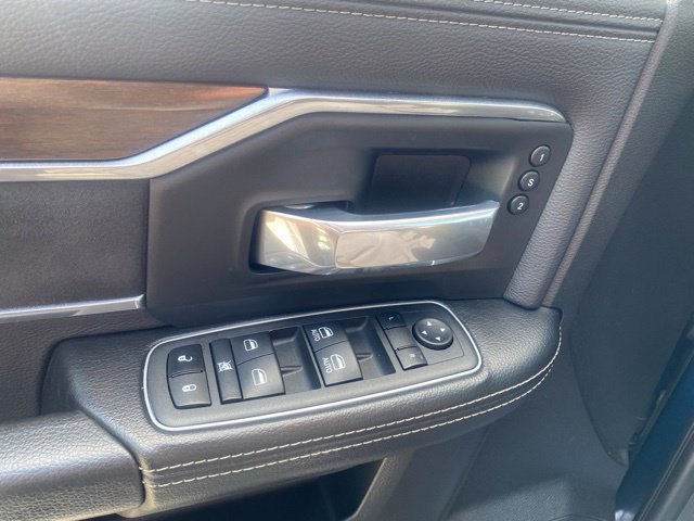 Used 2022 RAM 3500 Laramie AWD/4WD image 13
