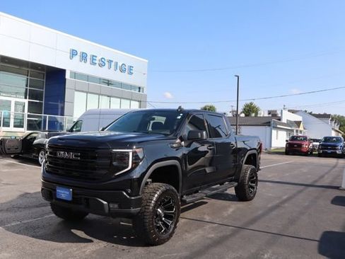 Used 2022 GMC Sierra 1500 Elevation AWD/4WD image 1