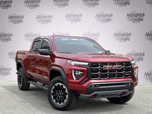 Used 2026 GMC Canyon AT4 image 2