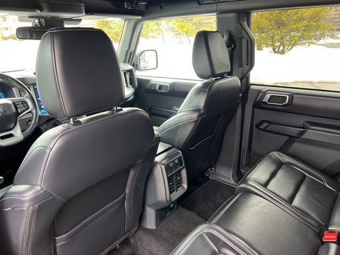 Used 2025 Ford Bronco Outer Banks image 28